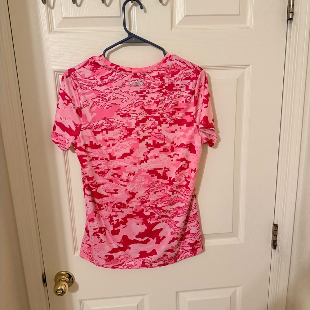 Under Armour Pink Camo Short Sleeve Tee